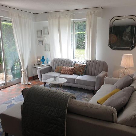 Appartement Spacieux Avec Jardin Coeur De St Tropez Saint-Tropez Exterior photo